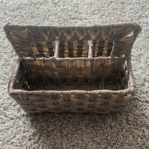plastic woven cutlery basket